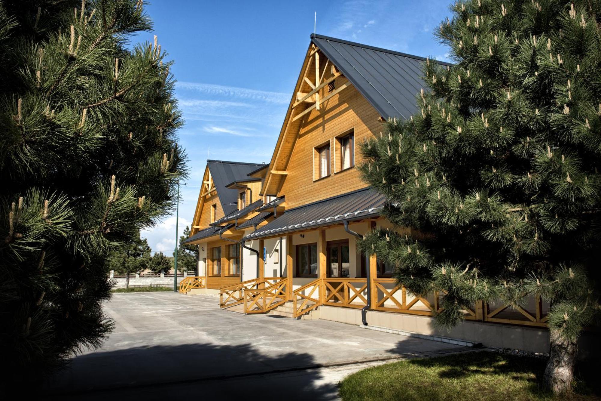 Hotel Rozalka Pezinok Extérieur photo