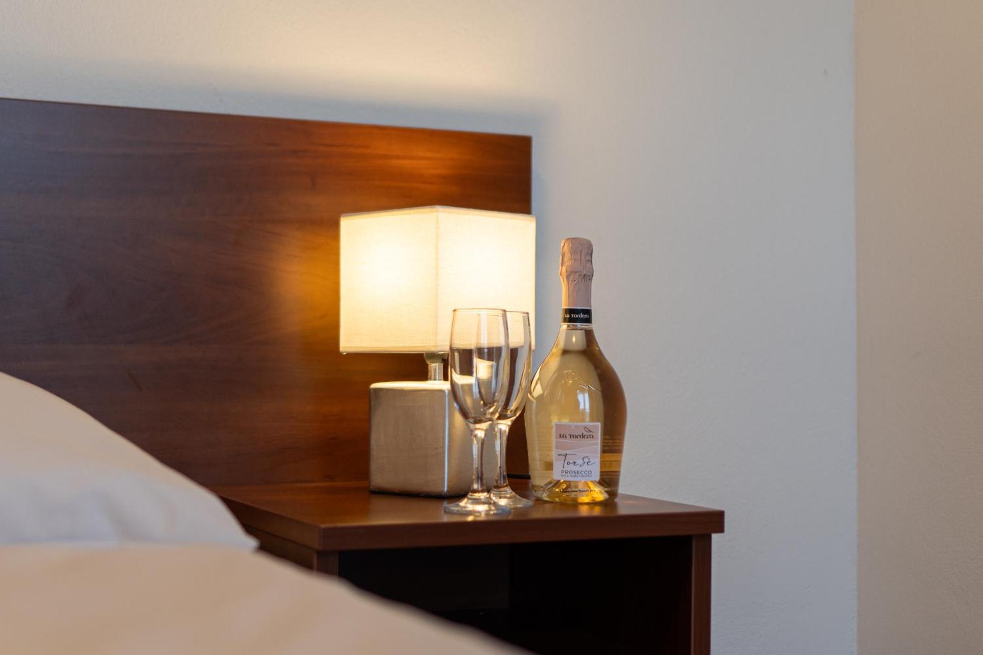 Hotel Rozalka Pezinok Extérieur photo