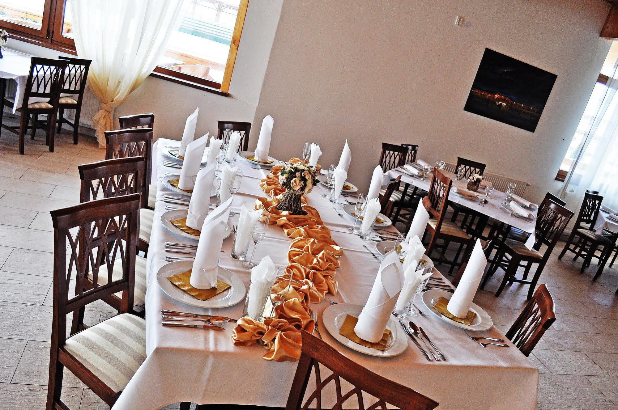 Hotel Rozalka Pezinok Extérieur photo